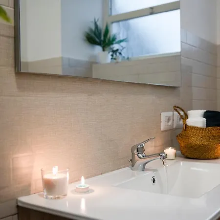 Puglia5stars Stazione Umberto I Apartment *