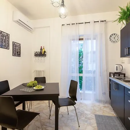 Puglia5stars Stazione Umberto I Апартаменты