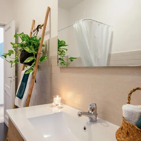 Puglia5stars Stazione Umberto I * Bari
