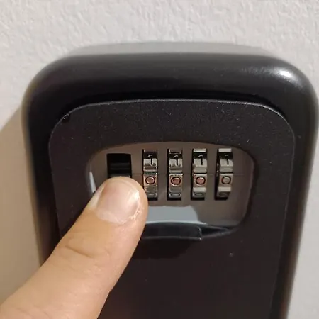 Puglia5stars Stazione Umberto I * Бари